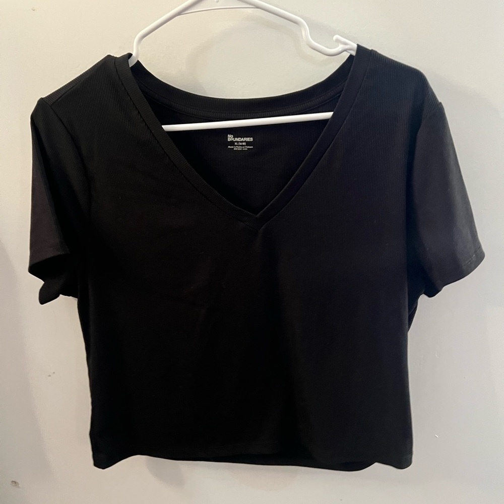 No boundaries black V-Neck Crop Top